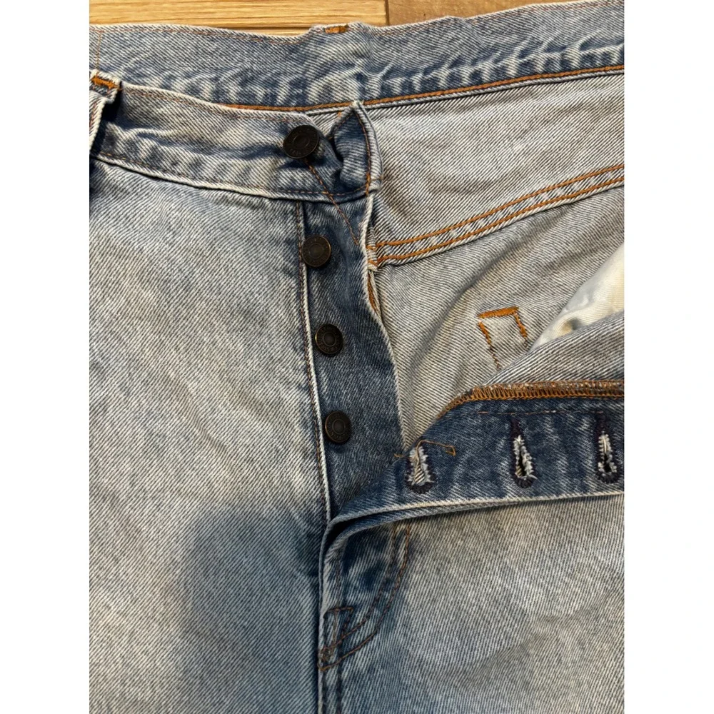 Levis 501 Original Fit Denim Shorts Mens 34 Light Wash Blue Button Fly